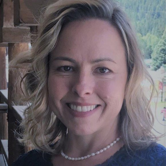 Meet your Posher, Kari - Picture 1 of 1